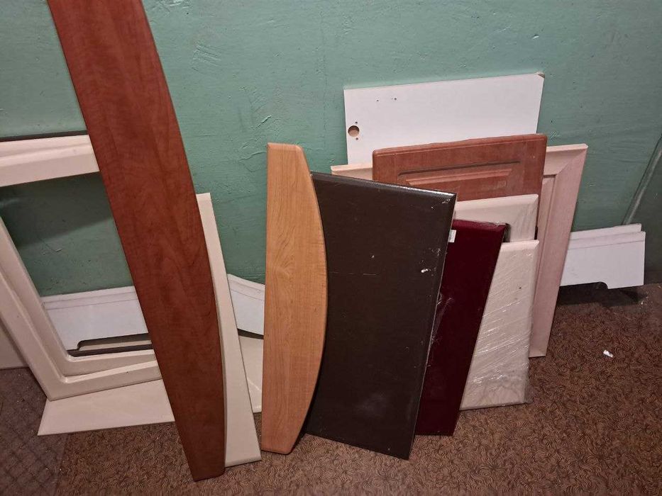 Части новой мебели