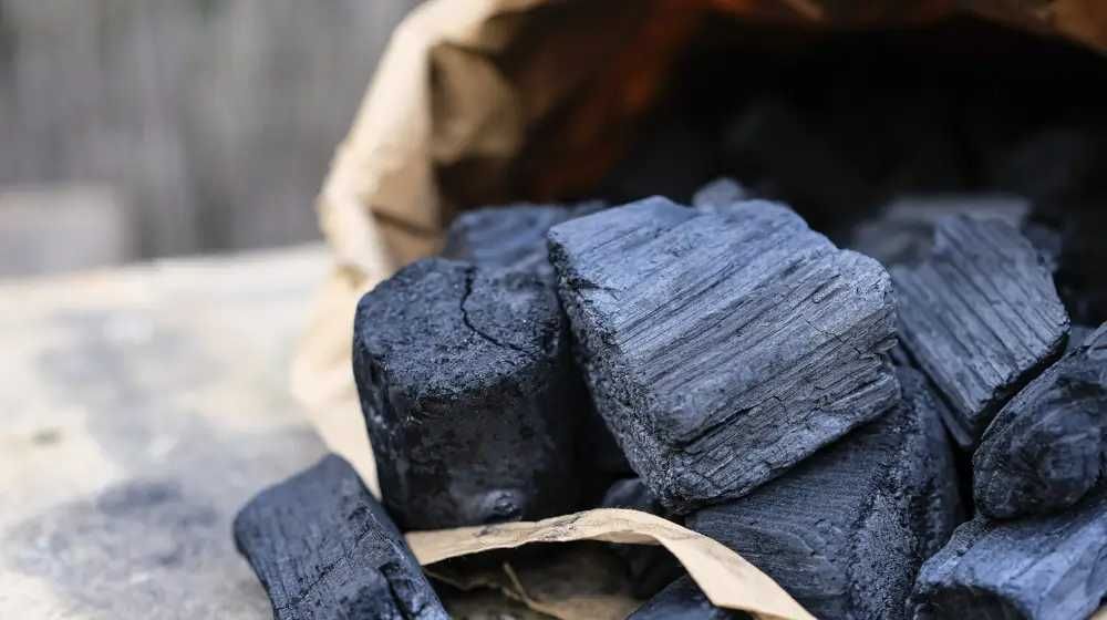 Древесный уголь. Деревне вугілля. Для мангалу. Доставка