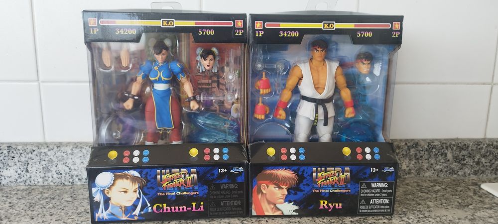 Figuras street Fighter na caixa original