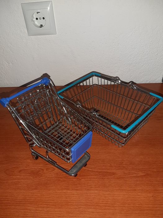 Miniaturas de compras64738609134595120