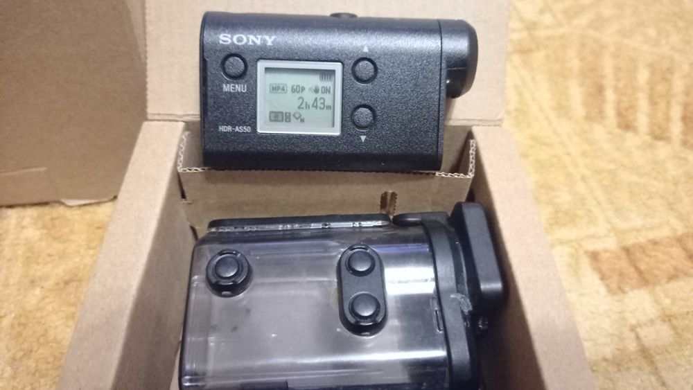 Відеокамера Soni HDR AS 50 в гарному стані.