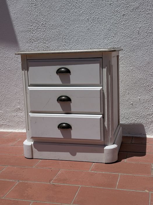 Mesa de cabeceira