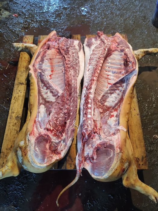 Продам сало, гарно вижарене. З домашніх свиней.