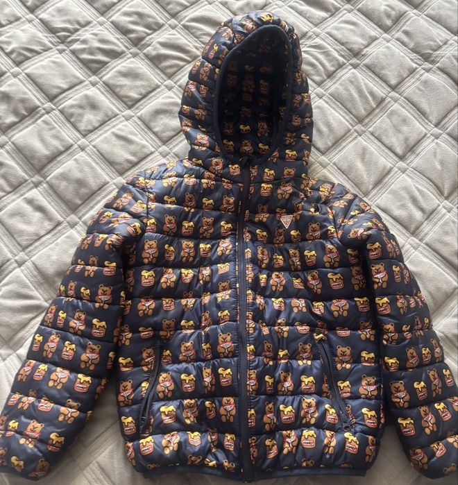 Куртка брендовая Guess (оригиналнал) для иальчика  (девочки)  4-6лет