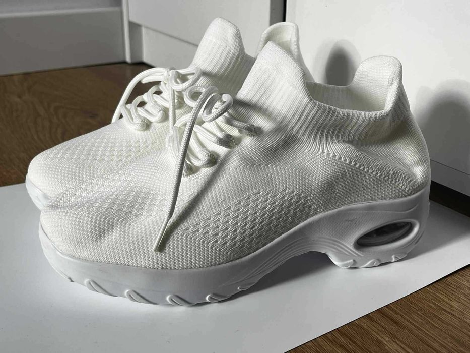 Buty damskie 38 nowe bez opak.