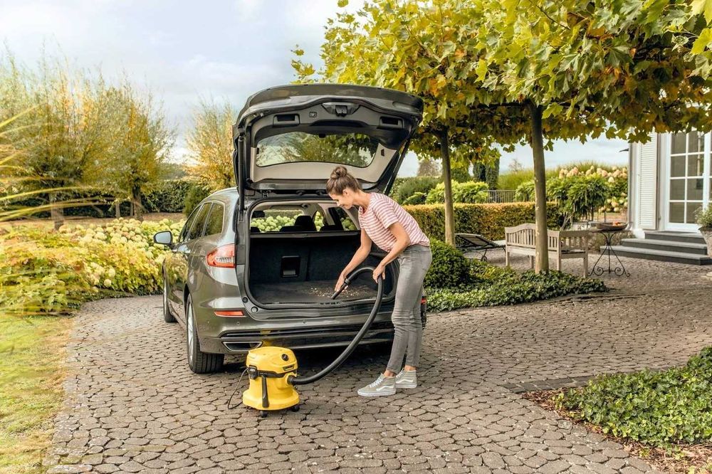 Пилосос промисловий  Kärcher WD 2 Plus V-12/4/18 1000 ВТ