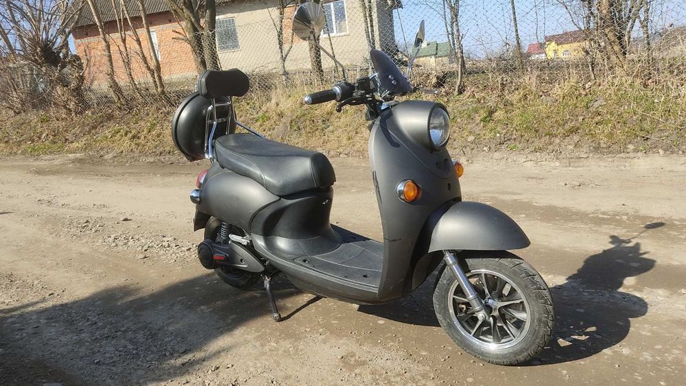 Скутер электро новый