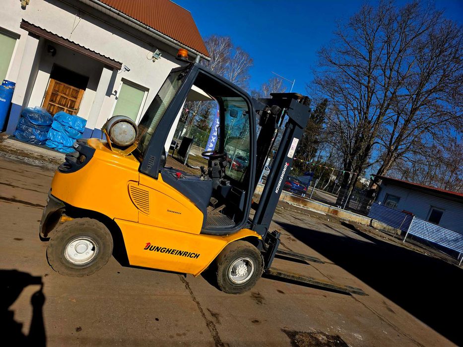 Wózek widłowy Jungheinrich GAZ 2.5t