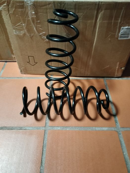 Par Molas Suspensão Dianteira Opel Meriva A / Combo C – Novas (Preço p/ despachar)