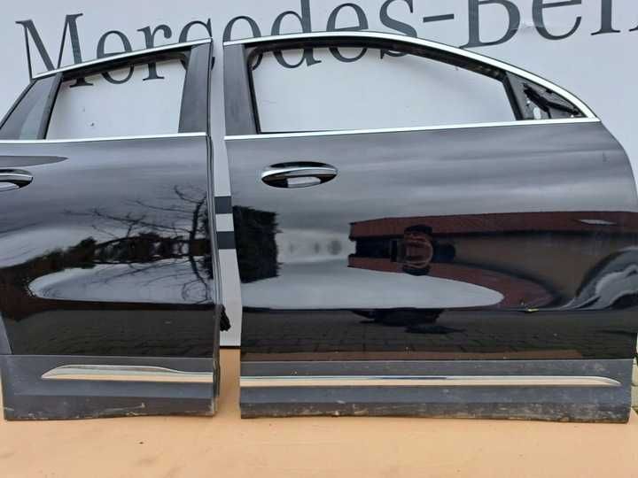 Двері праві Mercedes GLA H247 Розборка Запчастини до GLA H247