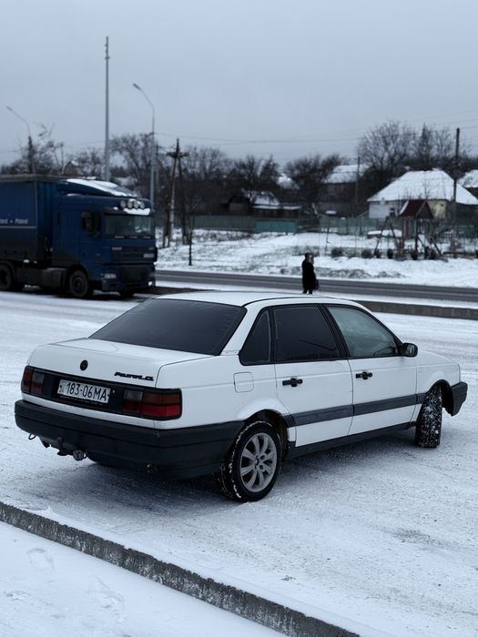 Volkswagen Passat B3 1.9D Дизель (Доставка по Україні)