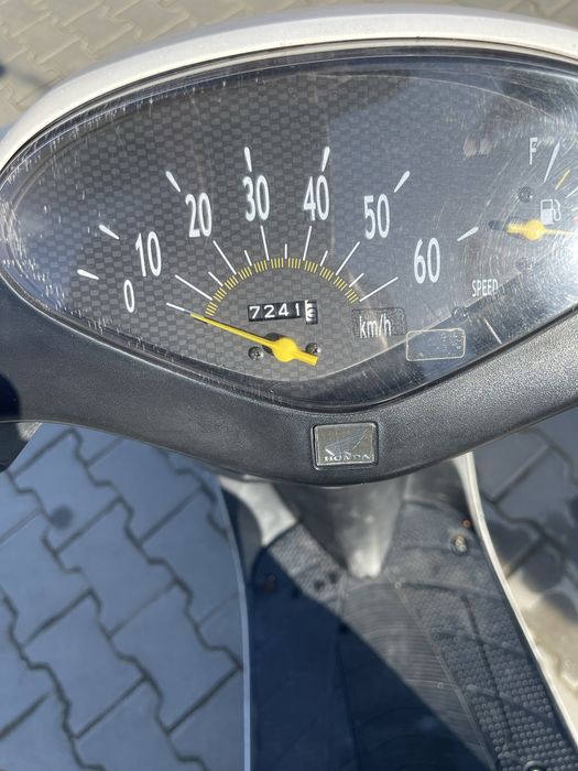 Honda dio AF-62.