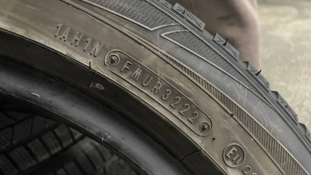 Автошини зимові Falken 225/50/18 (2шт) Резина,Колеса,Гума,Скати,Шини