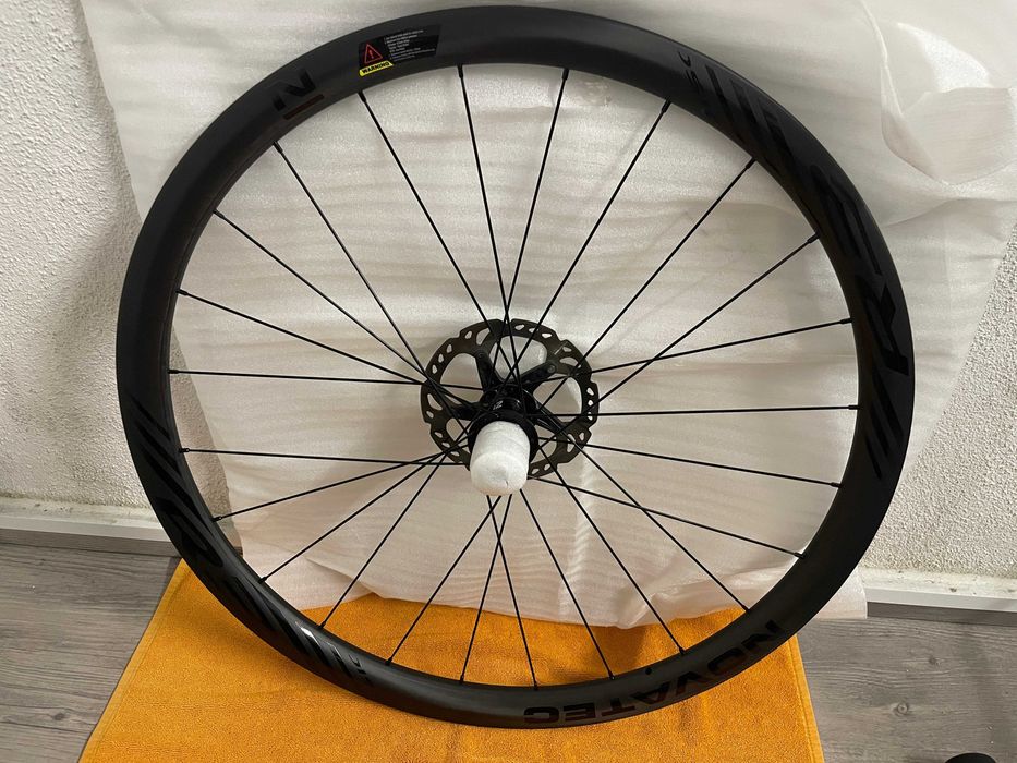 Rodas Carbono Novatec R3 Estrada