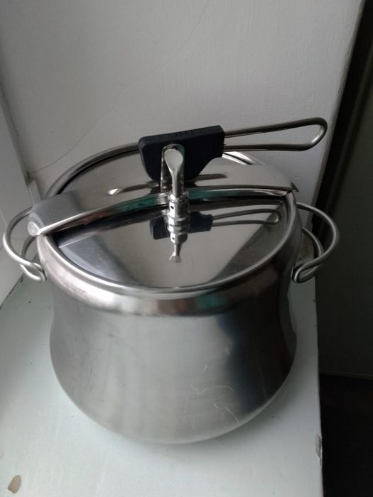 Кастрюля 7 литров скороварка