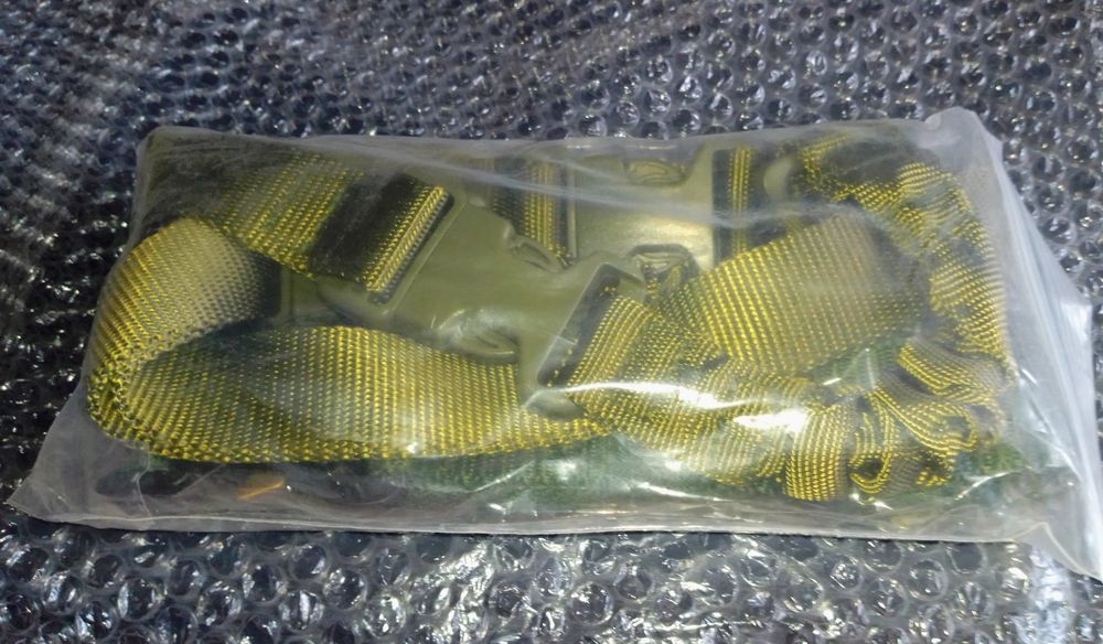 Тактичний одноточковий ремінь з банджі і карабіном для зброї, автомата