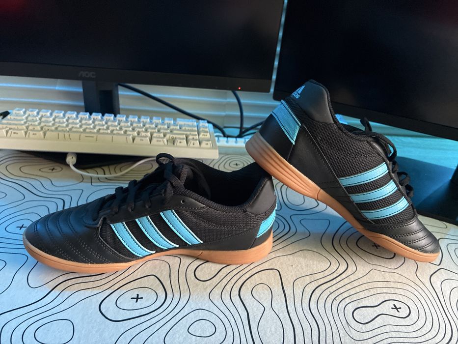 Buty piłkarskie adidas Super Sala In Jr 37