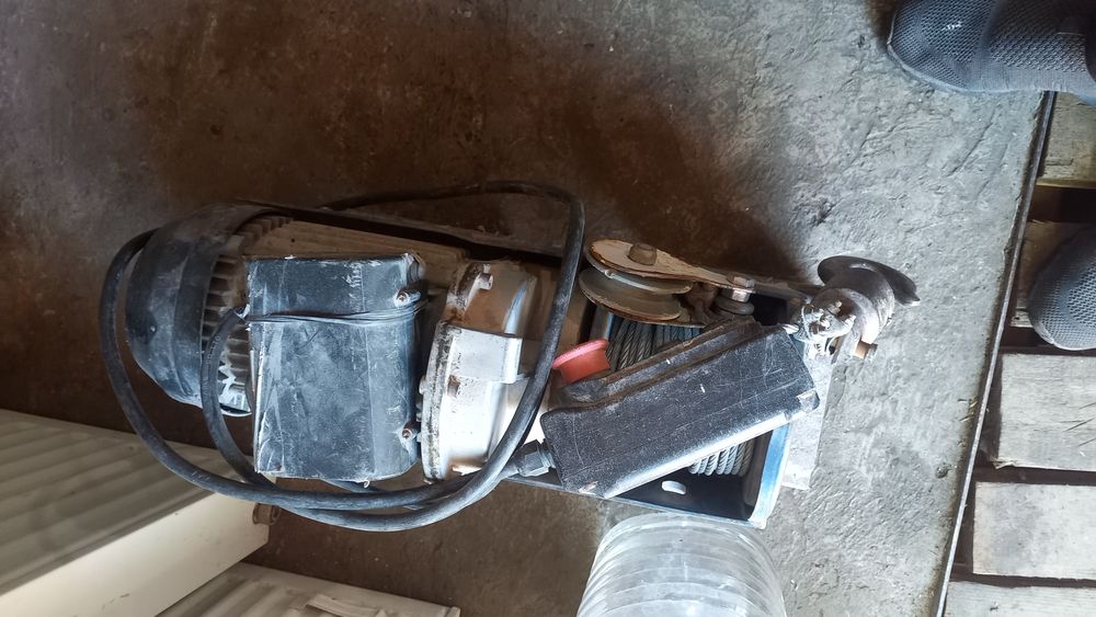 Продам тельфер б/у