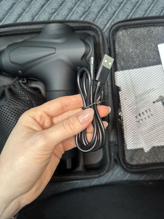 Продам перкусійний масажер