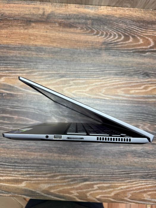 Ноутбук Dell Vostro 15 7510 15.6" FHD | Intel Core i7-11800H | DDR4 16GB | SSD 512GB | RTX 3050 4GB