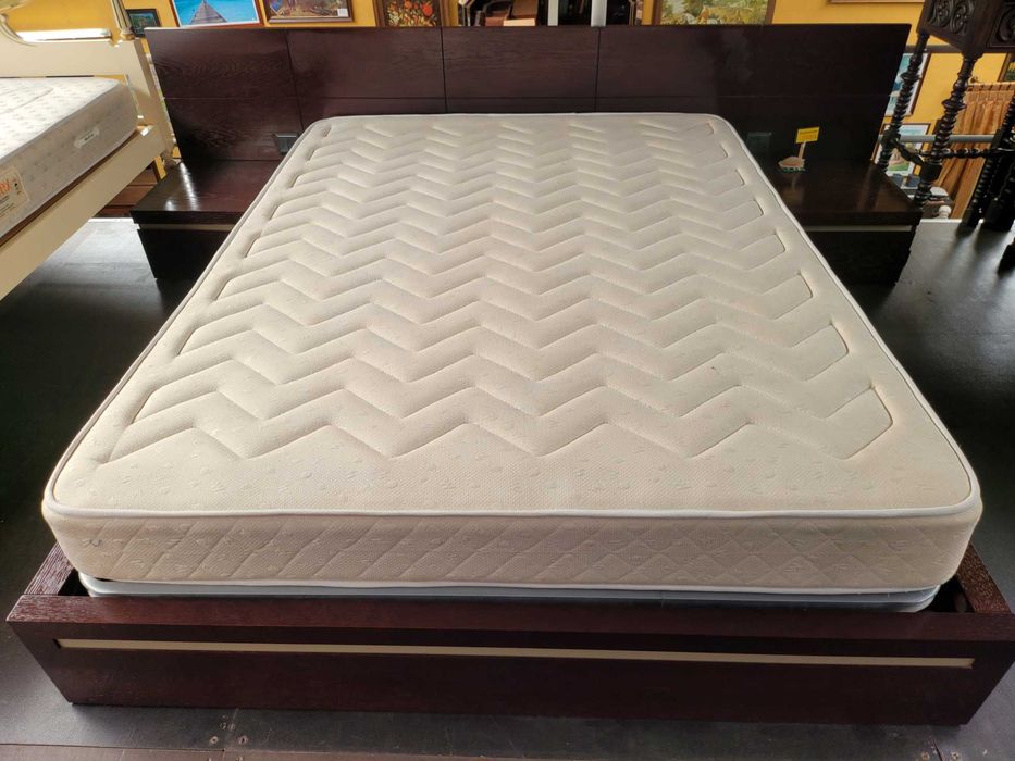 Bed Set with Storage, Two Nightstands, and Mattress64584263622403124