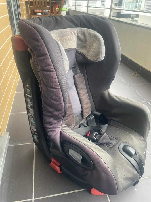 Cadeira Auto Maxi‑Cosi Axiss – bom estado
