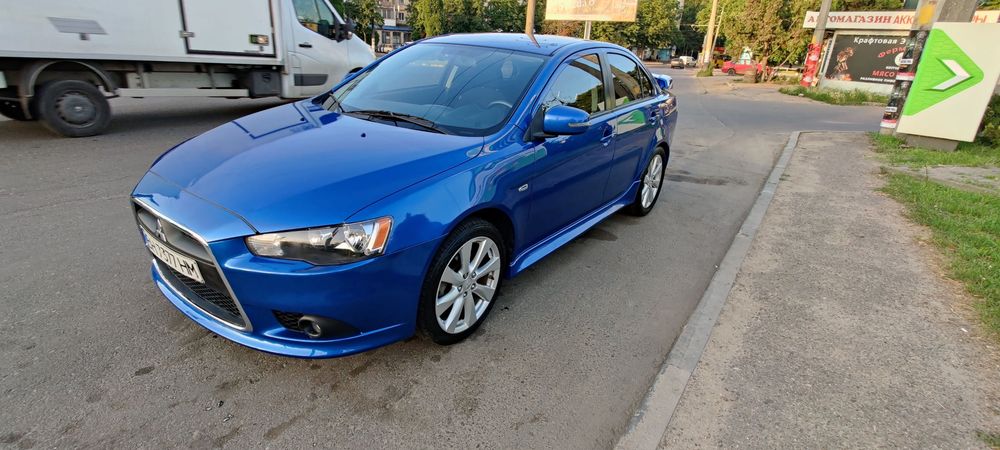 Mitsubishi Lancer