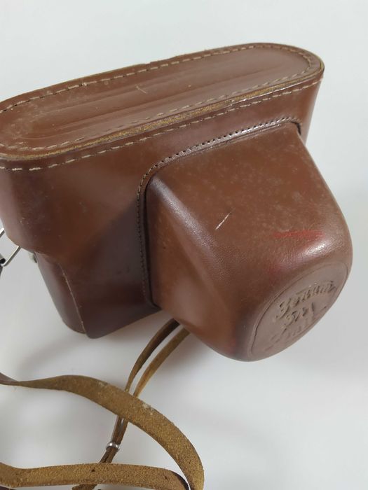 Zenit 3m ZSRR futerał skórzany, kompletny, ze śrubą, ładny stan
