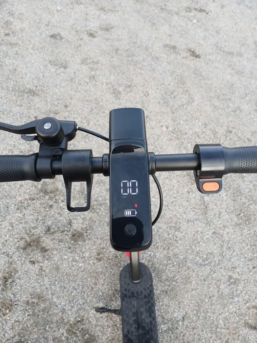 Продам ТЕРМІНОВО! Електро самокат YADEA KS3