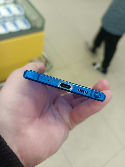 Samsung galaxy note 20 8/128gb на две сим с полными языками