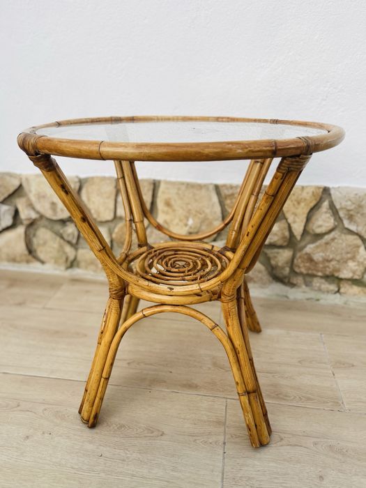 Mesa de apoio em bambu