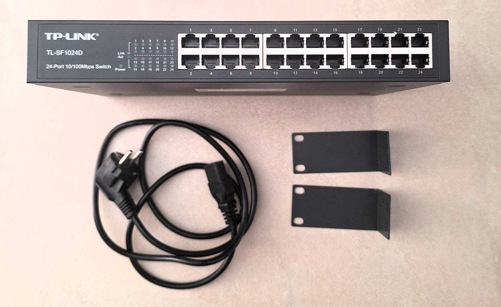 Switch TP-Link TL-SF1024D – 24 porty