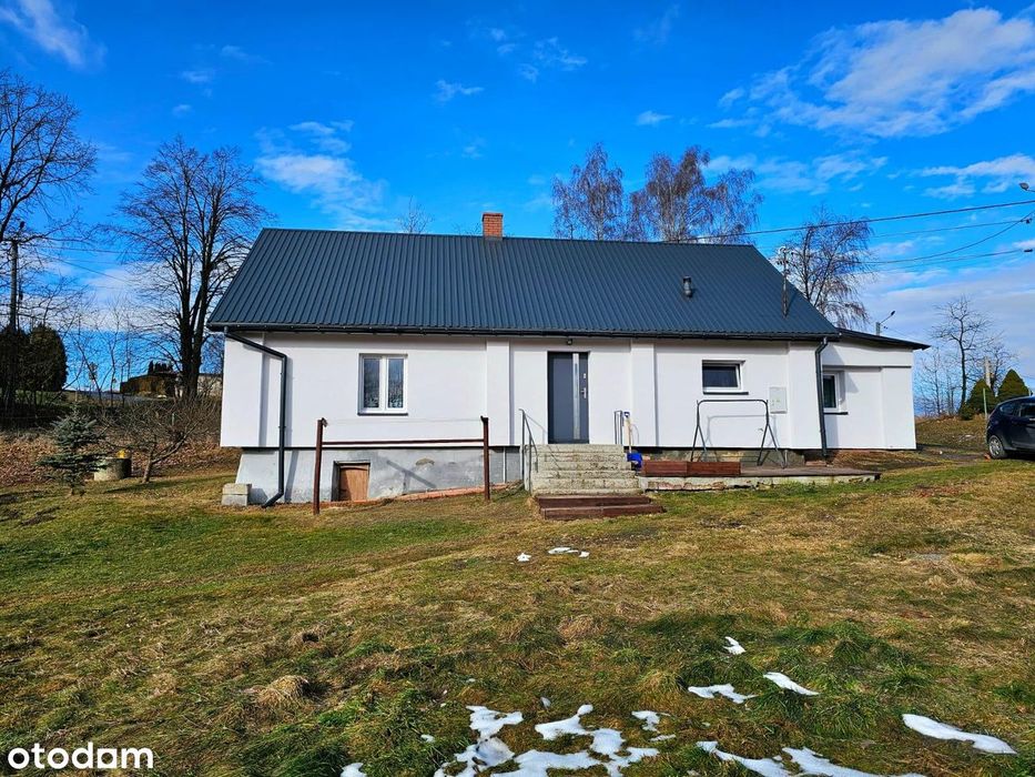 Dom gotowy do zamieszkania  budynek gosporadczy plac zabaw działka