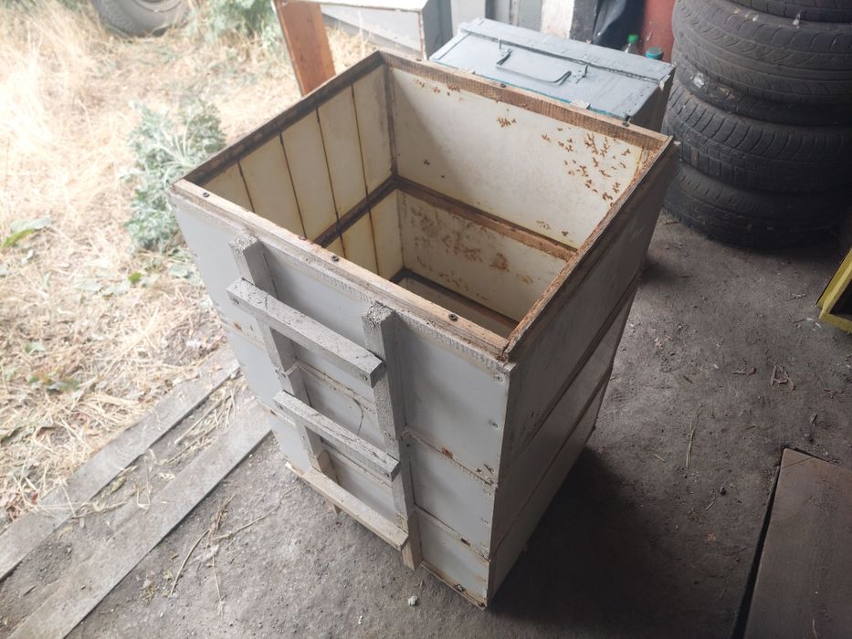 Улик из 3-х корпусов, многоуровневый, многоярусный, многокорпусной