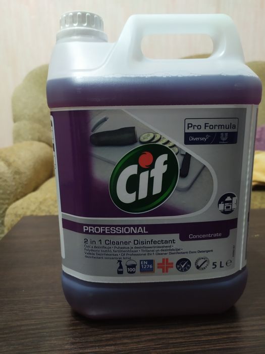 Продам Сіф миючий-дезинфікуючий засіб для кухонних поверхонь.