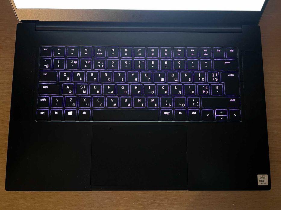 Razer Blade 15 15.6"IPS FHD 144Hz i7-10750H 16/512Gb GTX 1660Ti 6Gb