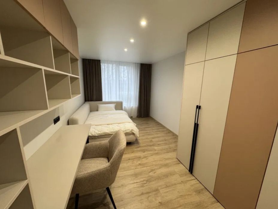 Продаж 3к квартири, 91 кв.м, вул. Чернівецька