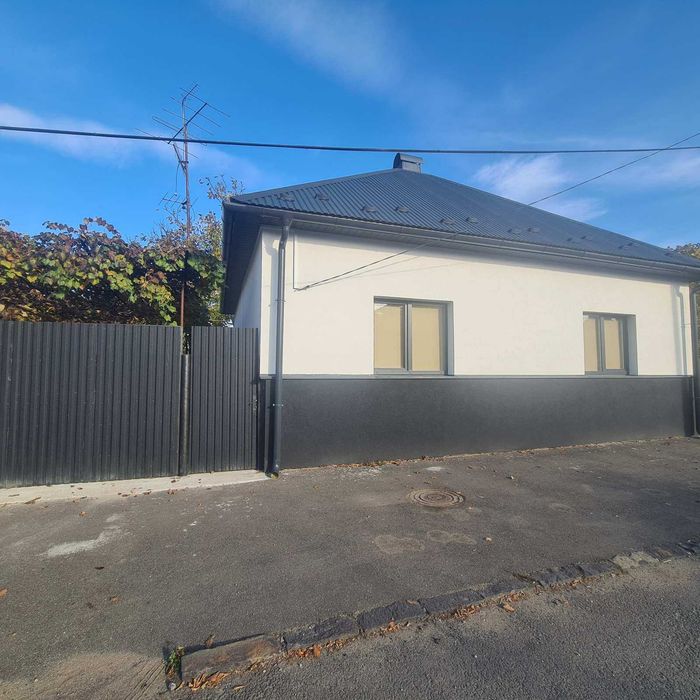 Продається будинок в м.Берегово