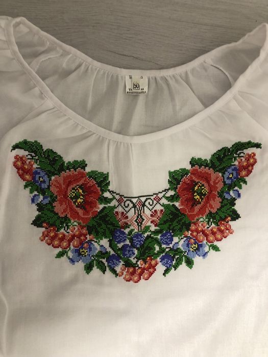 Вишиванка вишита сорочка 50 розмір