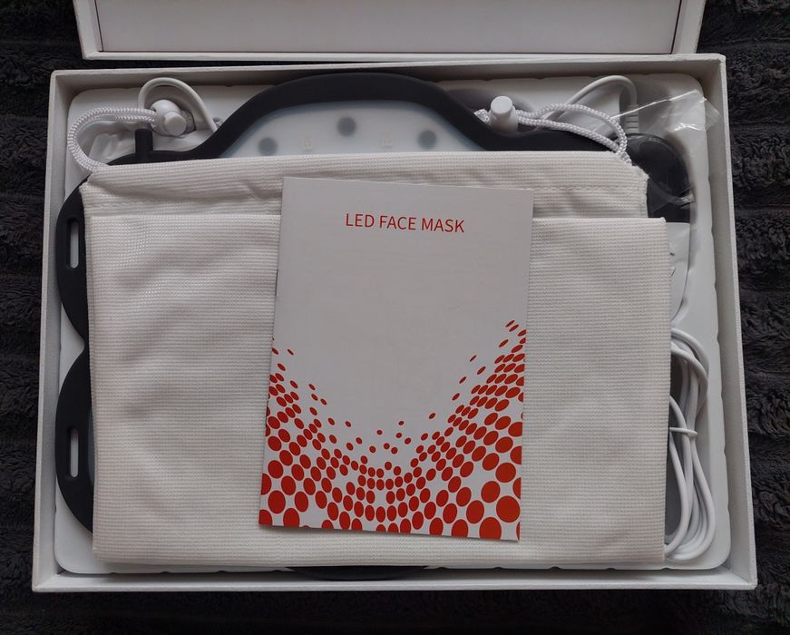 Lad face mask Hottoerak червона лампа для обличчя