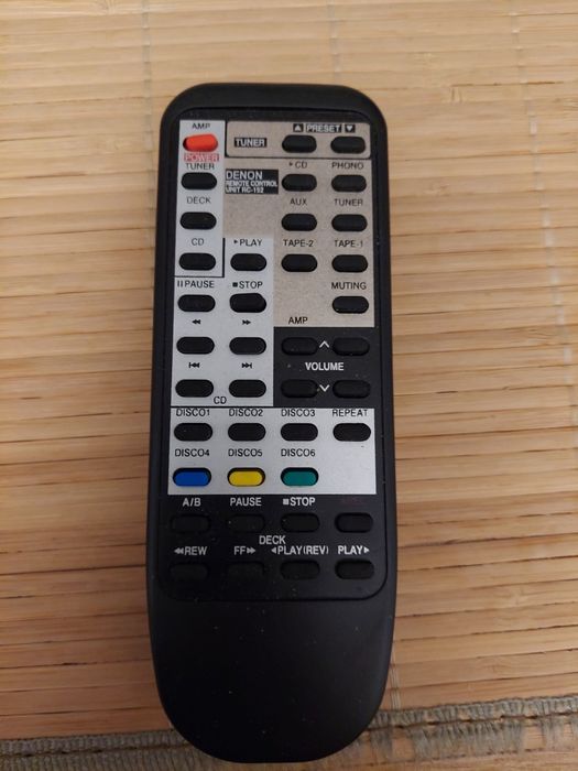 Pilot Denon RC-152 do magnetofonów Denon DRM-710 i DRM-740.