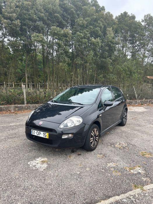 Fiat punto 2014 157 mil km a circular  IUC e inspeção até abril 2027