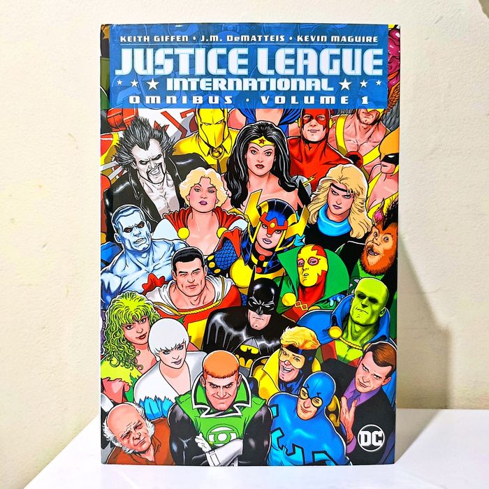 Justice League International Omnibus vol.1