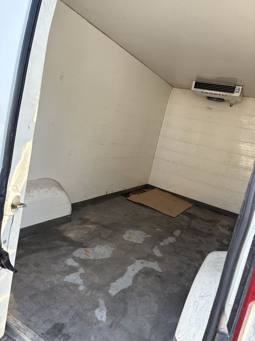 Wynajem Dostawcze Bus Do wynajecia CHŁODNIA IZOTERMA Wypozyczalnia