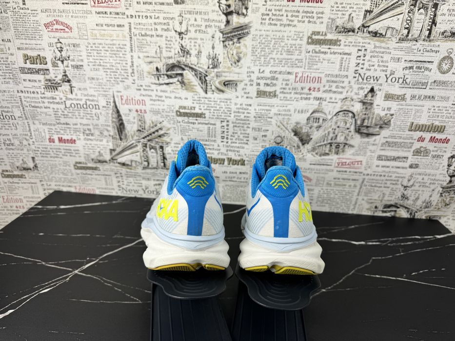 Оригінал Розмір 45 Кросівки Hoka One One Clifton 9 Взуття