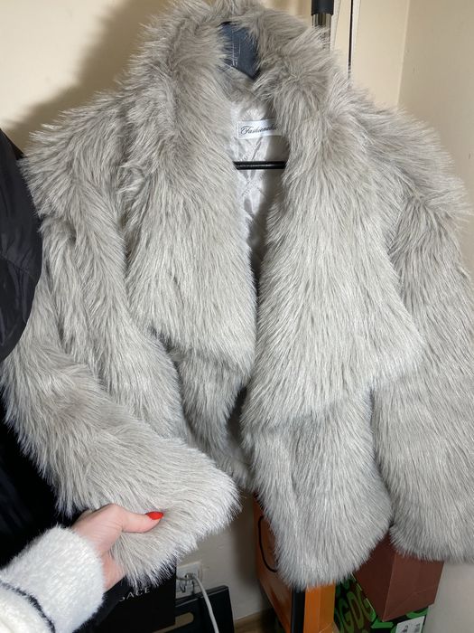 Жіноча шубка в стилі Zara