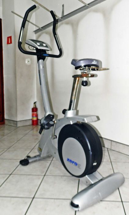 Rower stacjonarny , treningowy USB , wszelkie pomiary .
