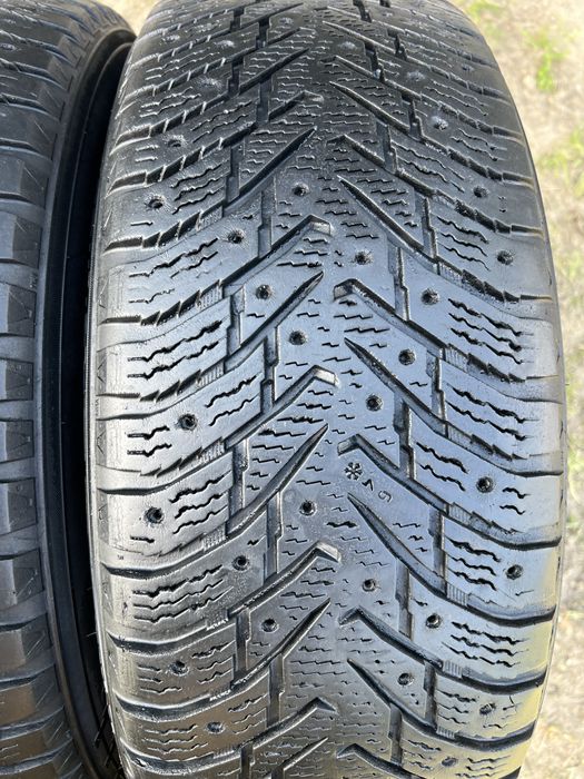 235 65 r17 Nokian Hakapelitta 8 Suv