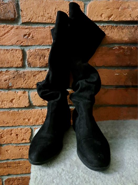 Kozaki zamszowe czarne