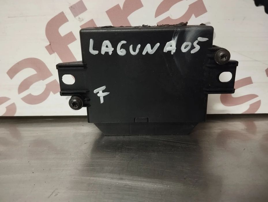 MODULO SENSORES ESTACIONAMENTO RENAULT LAGUNA II REF. 8200051286